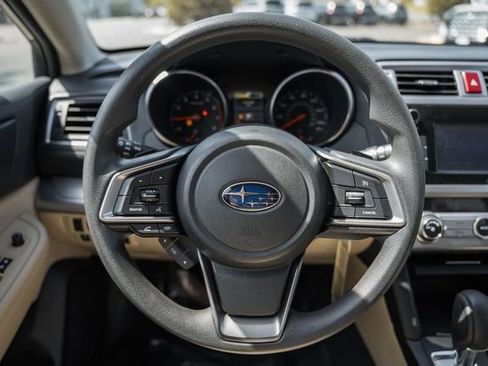 Used 2018 Subaru Outback 2.5i AWD/4WD image 27