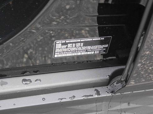 New 2026 BMW i5 eDrive40 w/ Premium Package image 36