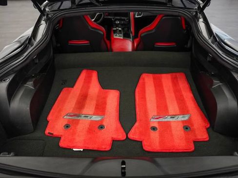 Used 2015 Chevrolet Corvette Z06 w/ 3LZ Preferred Equipment Group RWD image 34