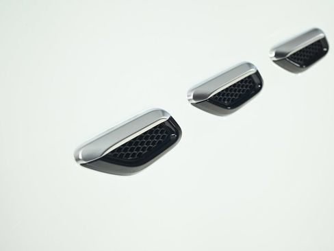 Used 2025 Maserati Grecale GT image 26