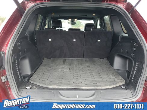 Used 2021 Jeep Grand Cherokee Limited image 7