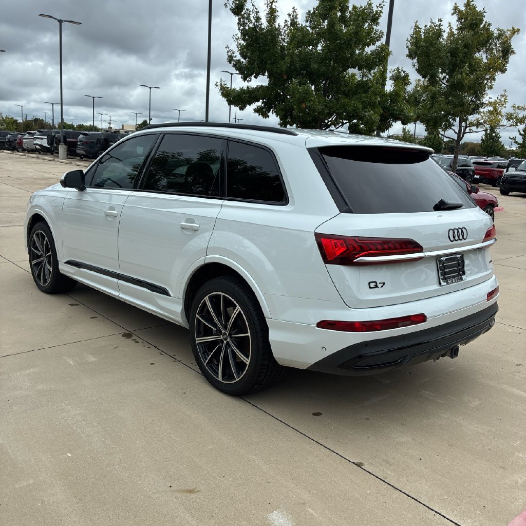 Used 2021 Audi Q7 3.0T Premium Plus w/ Executive Package AWD/4WD image 2