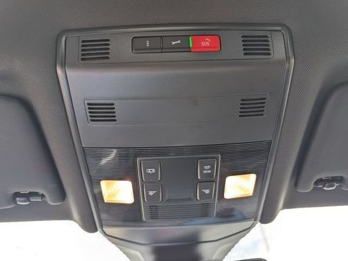 Used 2024 Volkswagen Jetta Sport FWD image 22