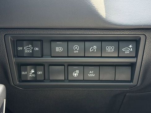 New 2026 Toyota Tundra Platinum AWD/4WD image 22