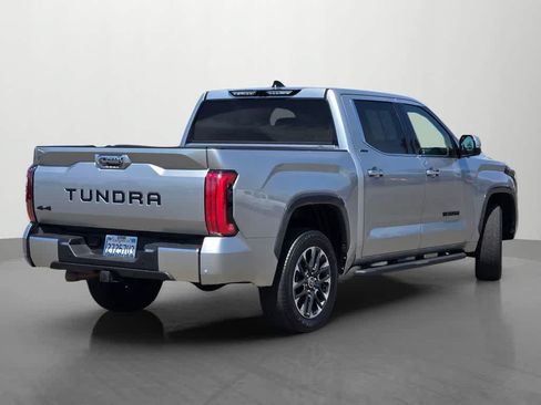 Used 2023 Toyota Tundra Limited AWD/4WD image 6