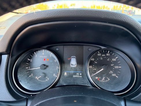 Certified 2022 Nissan Rogue Sport SL w/ Premium Package AWD/4WD image 28