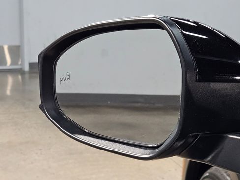 Used 2023 Toyota Prius LE image 22