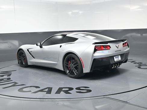 Used 2016 Chevrolet Corvette Stingray Coupe w/ Carbon Flash Badge Package image 7