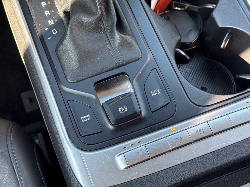 Used 2026 Kia Carnival FWD image 28