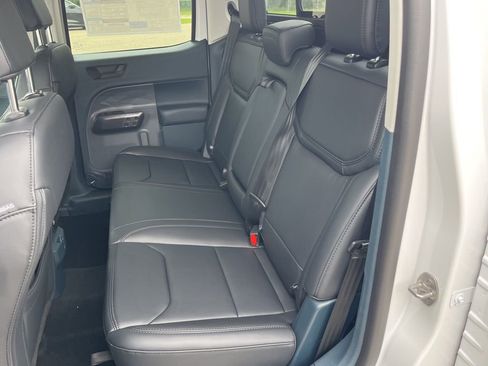 New 2025 Ford Maverick Lariat w/ Black Appearance Package image 11