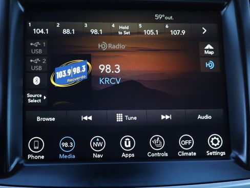 Used 2022 Chrysler 300 Touring L w/ Popular Equipment Group image 30