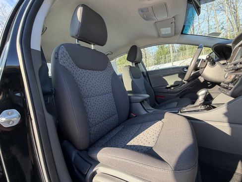 Used 2018 Hyundai Ioniq SEL image 40