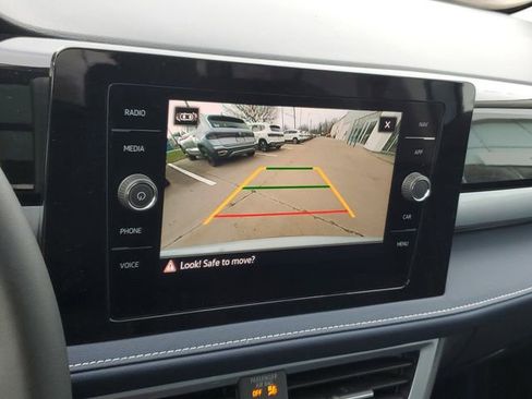 New 2026 Volkswagen Taos SEL image 28