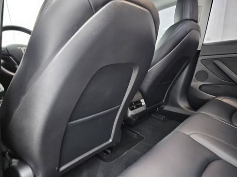 Used 2022 Tesla Model 3 Performance image 18