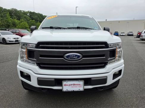 Used 2018 Ford F150 XLT w/ Equipment Group 302A Luxury AWD/4WD image 2