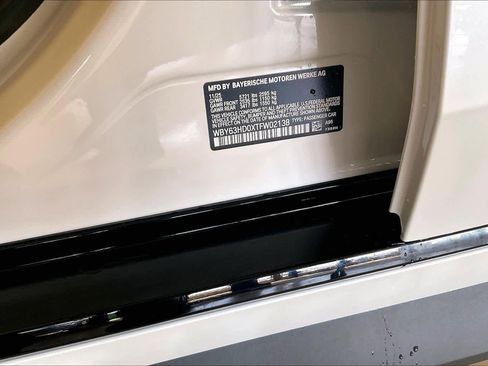 New 2026 BMW i4 eDrive40 w/ M Sport Package image 18