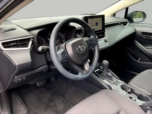 Used 2024 Toyota Corolla LE FWD image 17