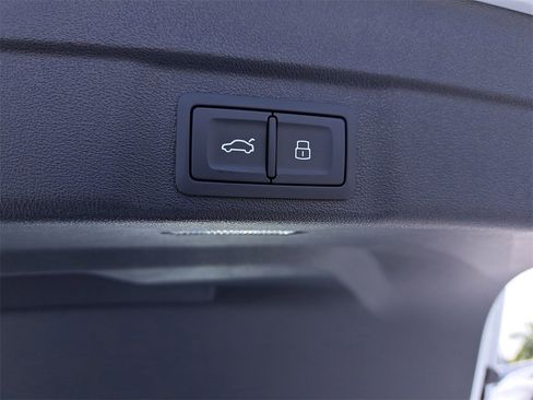 New 2025 Audi A5 2.0T Premium image 32