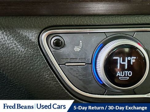 Used 2022 Audi Q5 2.0T Premium w/ Convenience Package image 22