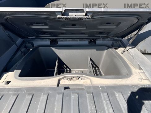 Used 2024 Tesla Cybertruck AWD Crew Cab image 32