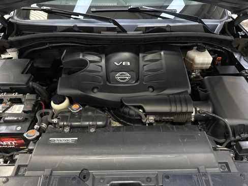 Used 2018 Nissan Armada Platinum w/ Interior Lighting Package image 38
