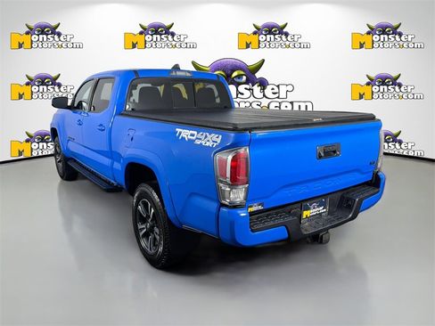 Used 2021 Toyota Tacoma TRD Sport image 7