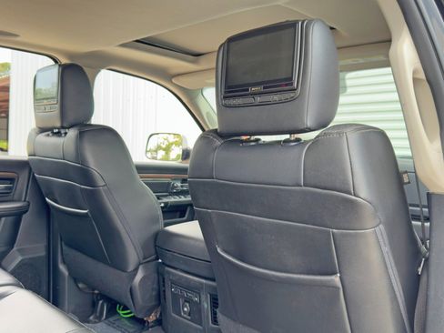 Used 2015 RAM 3500 Laramie image 33