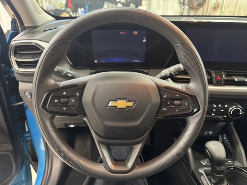 Certified 2025 Chevrolet TrailBlazer LT AWD/4WD image 20