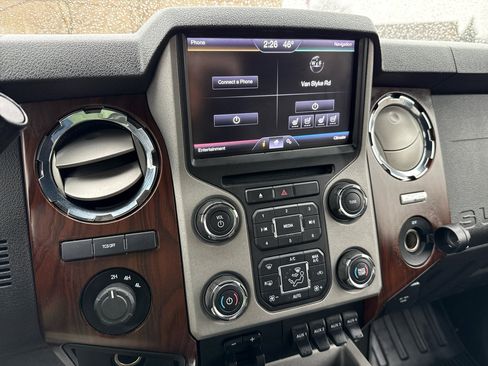 Used 2013 Ford F450 Lariat w/ FX4 4X4 Off-Road Pkg image 14