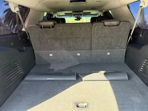 Used 2019 Cadillac Escalade ESV Luxury image 30