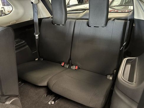 Used 2016 Mitsubishi Outlander SE image 24