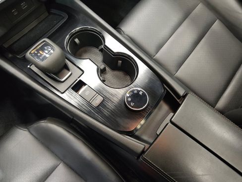 Used 2022 Nissan Rogue SV w/ SV Premium Package image 26