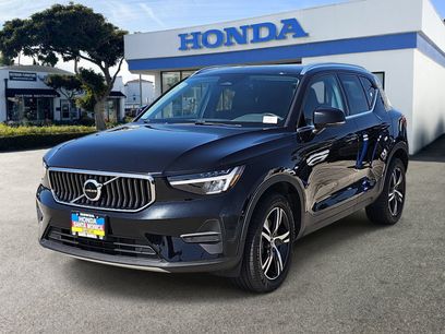 Used 2024 Volvo XC40 B5 Core