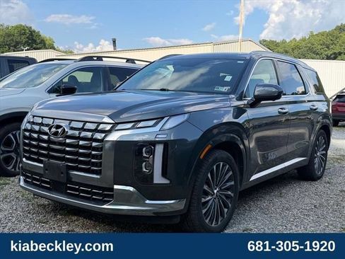 Used 2023 Hyundai Palisade Calligraphy w/ Cargo Package AWD/4WD image 2
