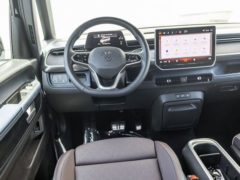 New 2025 Volkswagen ID. Buzz Pro S image 8