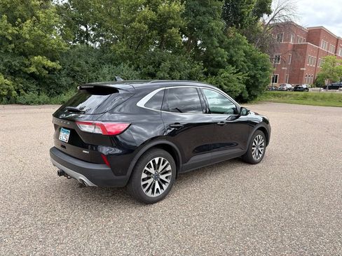 Used 2020 Ford Escape Titanium AWD/4WD image 30