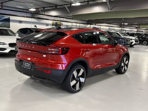 Certified 2023 Volvo C40 P8 Recharge Ultimate AWD/4WD image 2