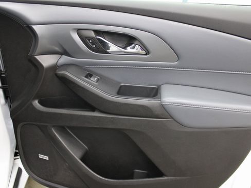 Used 2021 Chevrolet Traverse Premier w/ LPO, Floor Liner Package image 33