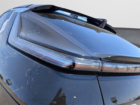 New 2024 Cadillac Lyriq Luxury image 11