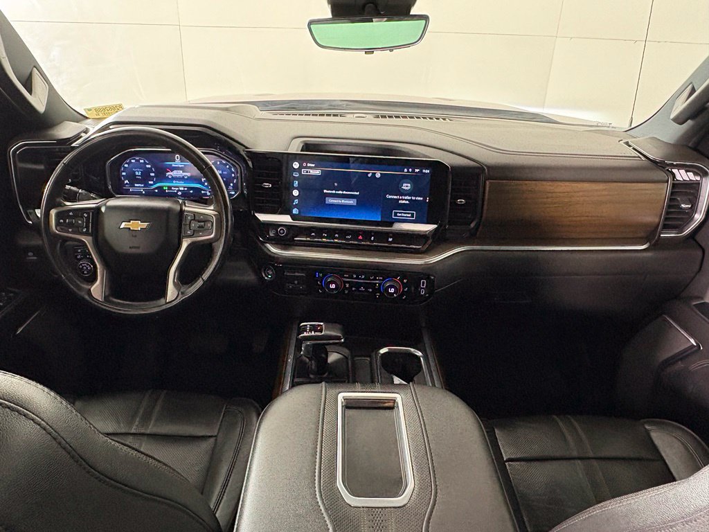 Used 2022 Chevrolet Silverado 1500 High Country w/ High Country Premium Package RWD image 47