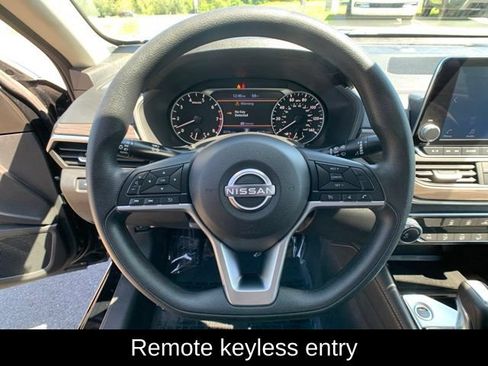 Certified 2023 Nissan Altima 2.5 SV AWD/4WD image 16