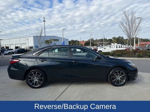 Used 2017 Toyota Camry XSE image 2