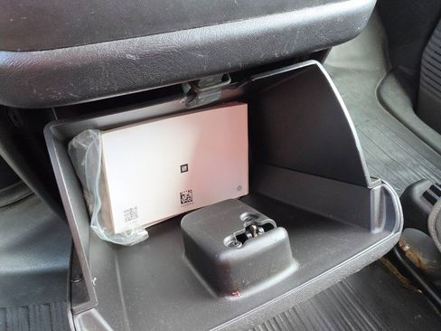 Used 2017 Chevrolet Express 2500 LS image 32