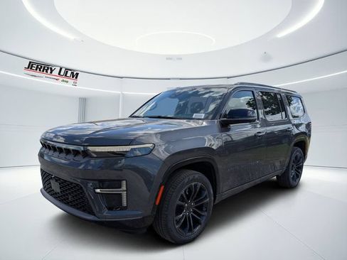 New 2026 Jeep Grand Wagoneer Summit w/ Premium Group III AWD/4WD image 7