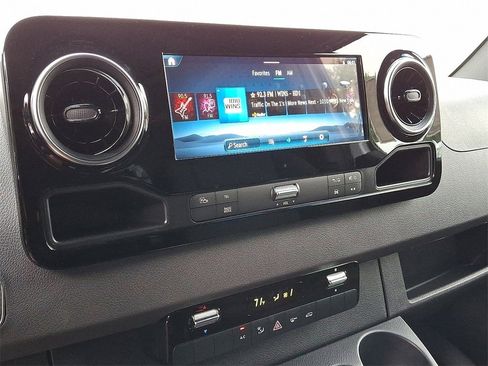 New 2025 Mercedes-Benz Sprinter 4500 image 12