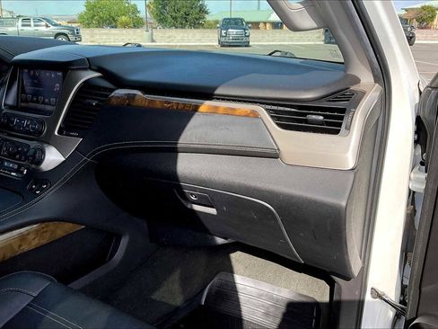 Used 2016 GMC Yukon Denali w/ Open Road Package image 19