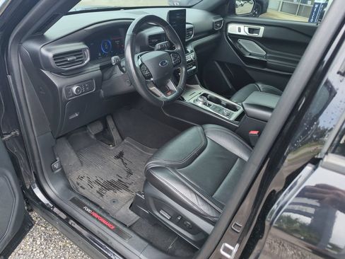 Used 2021 Ford Explorer ST w/ Equipment Group 401A AWD/4WD image 11