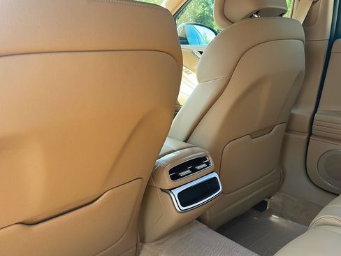 Used 2027 Genesis G80 2.5T AWD/4WD image 11