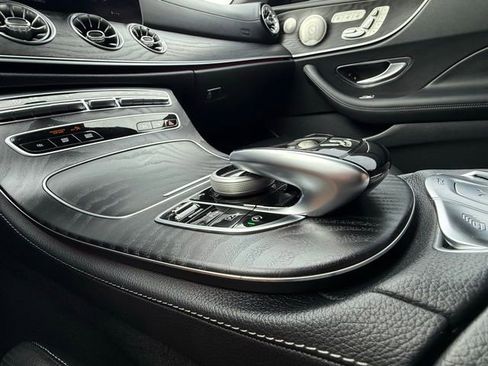 Used 2023 Mercedes-Benz E 450 4MATIC Cabriolet image 67