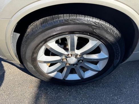 Used 2014 Buick Enclave Premium w/ Trailering Provision Package image 2